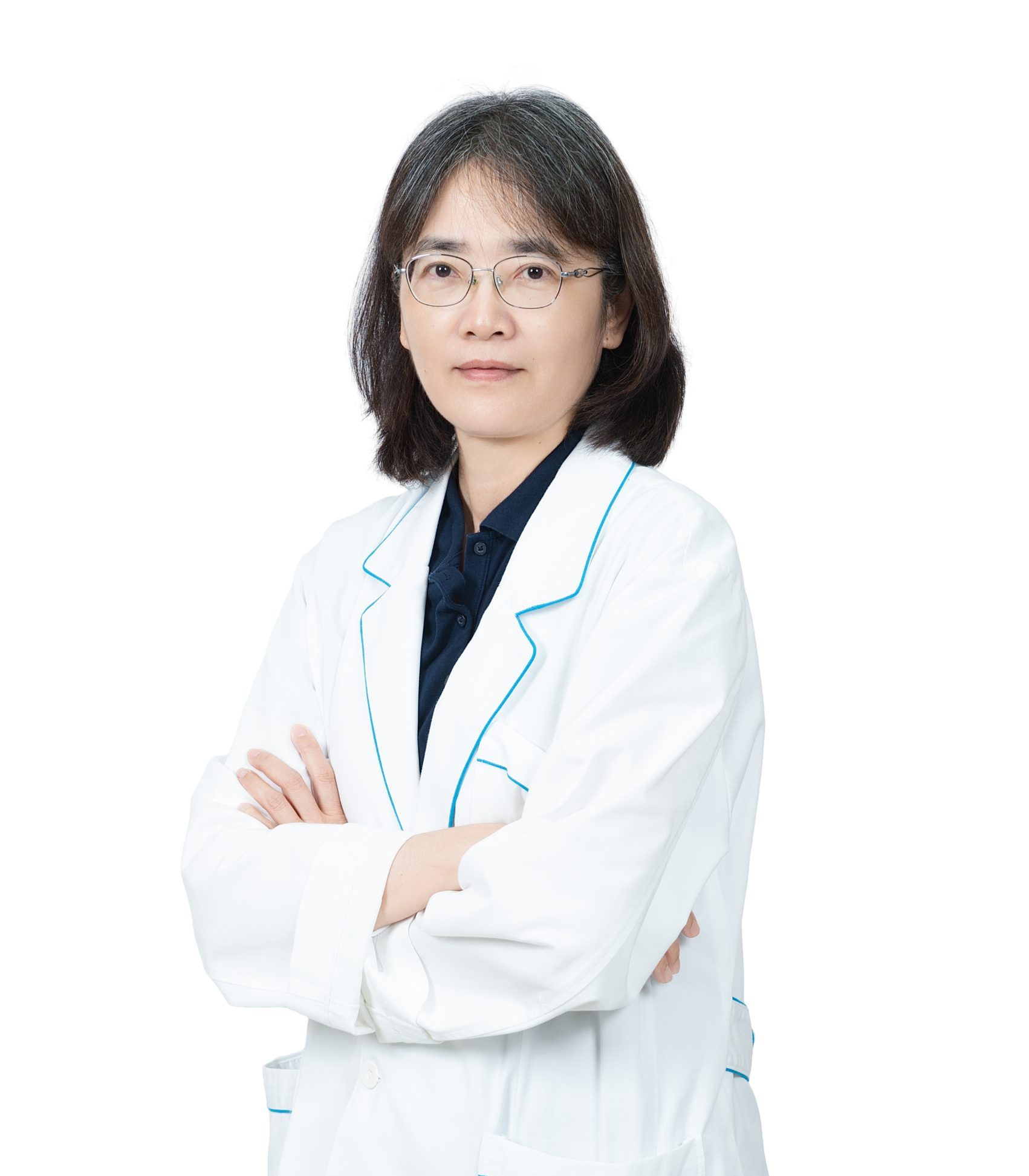 周哲伊照片