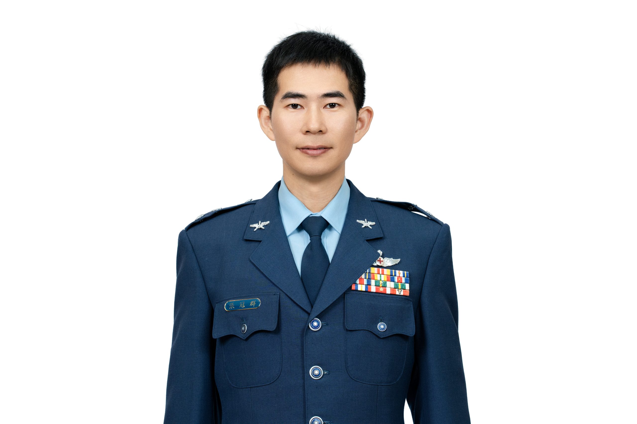 張冠群